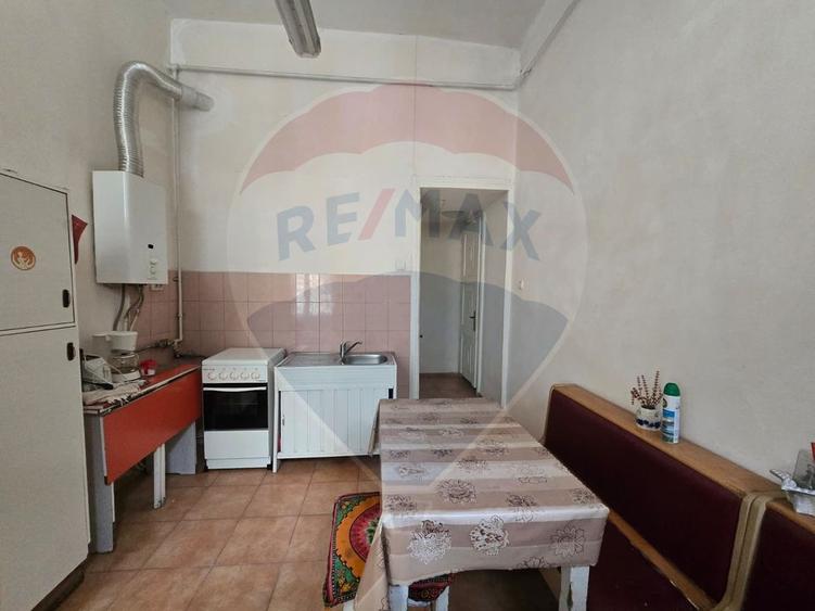 De vanzare Apartament 2 camere în clădire istorică cu lift, Str. Horea
