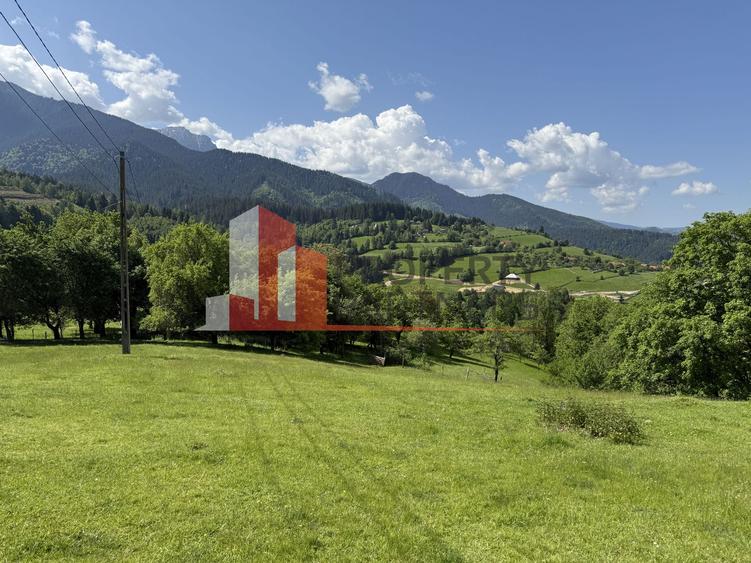 Teren cu priveliște spectaculoasă în Bran – Sohodol