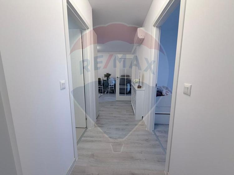 Vanzare apartament 3 camere Hils Pallady