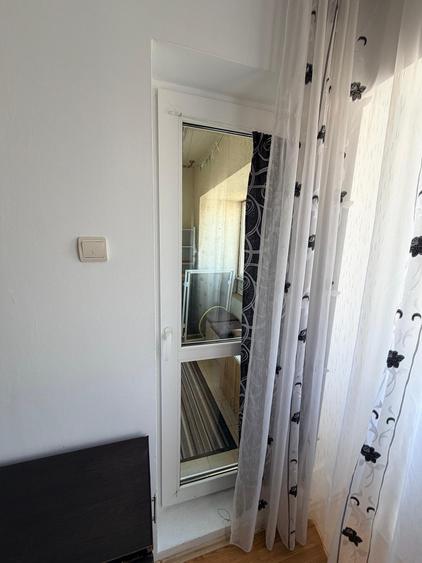 Apartament cu 2 camere decomandat, situat în zona Nicolina – CUG