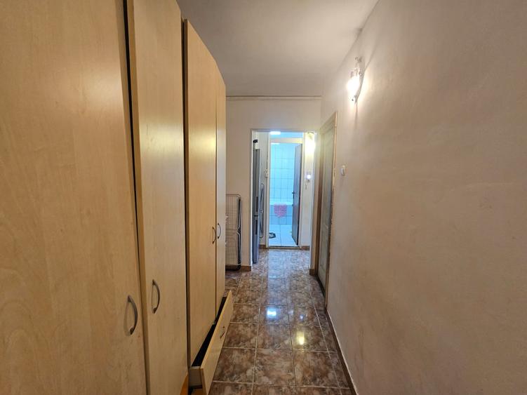 Apartament Decomandat | 3 Camere | Etaj 1/4 | Zona Militari