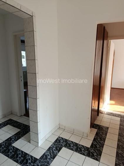 Girocului | 3 Camere | Bloc izolat - 4