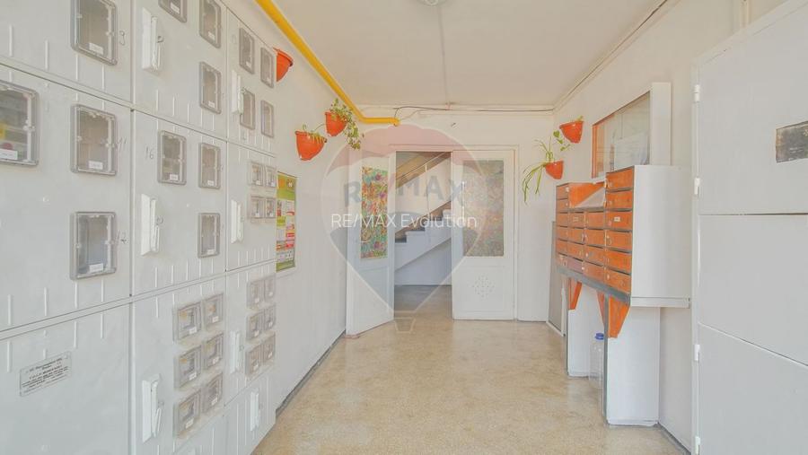 COMISION 0% | Apartament cu 2 camere | Decomandat | Zona Tractorul - 14
