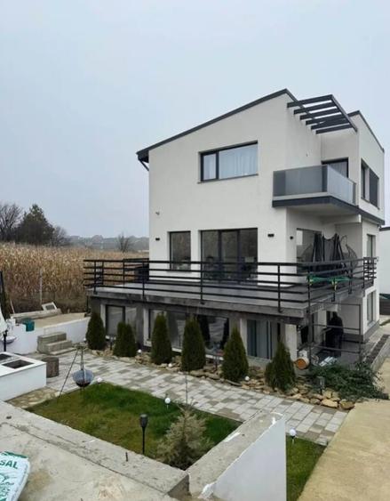 Casa de Vis cu Piscina  250 MPU I Suceava/Moara I 435.000Euro