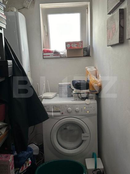 Două apartamente la casă, teren 250 mp, grădină, garaj, parcare proprie