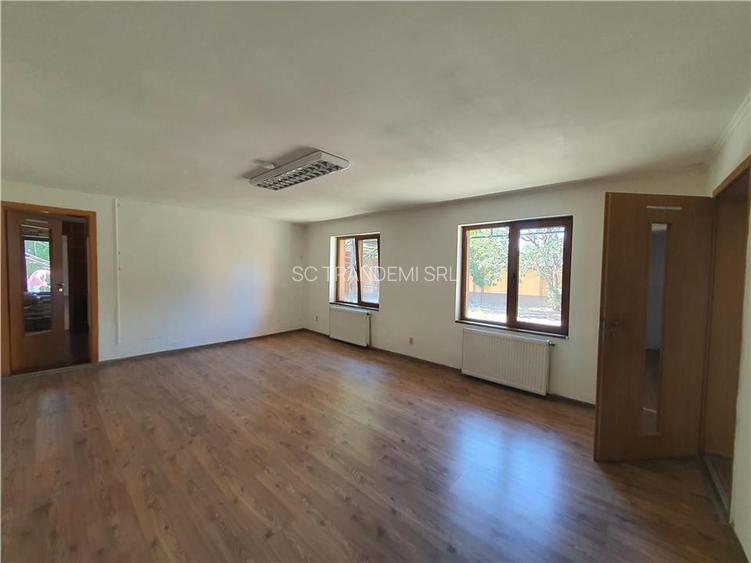 Vilă Spațioasă D+P+1 zona Terezian optima locuinta / sediu firma - 16