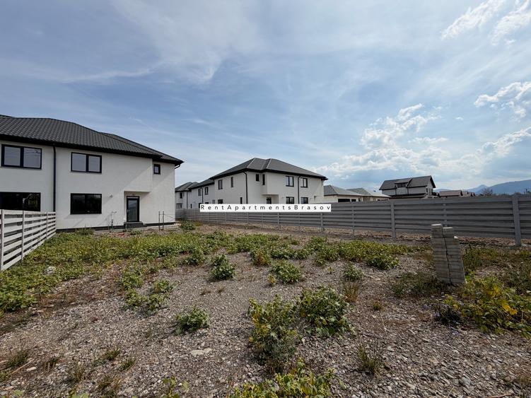 CASA TIP DUPLEX - TARLUNGENI ZONA IZVOR - BRASOV