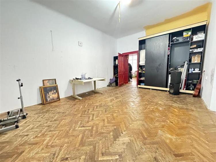Apartament 4 camere spatios 114mp zona Ultracentrala