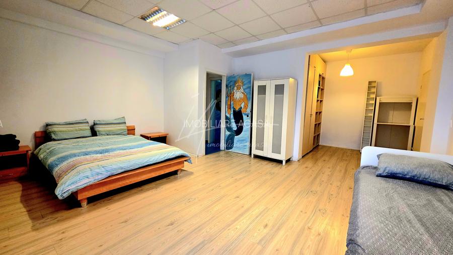 Apartament cu 5 camere-239 mp.+ terasa 358 mp. Prelungirea Ghencea 281- parter - 38