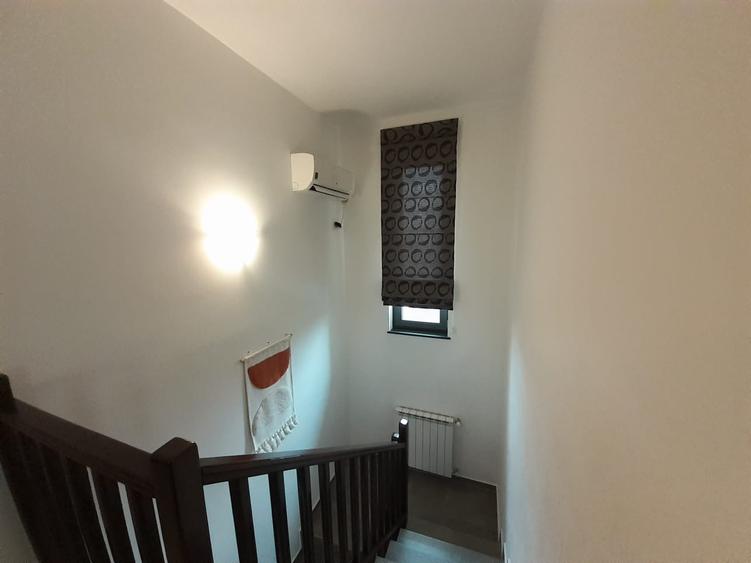 Vila de vanzare Valea Lupului