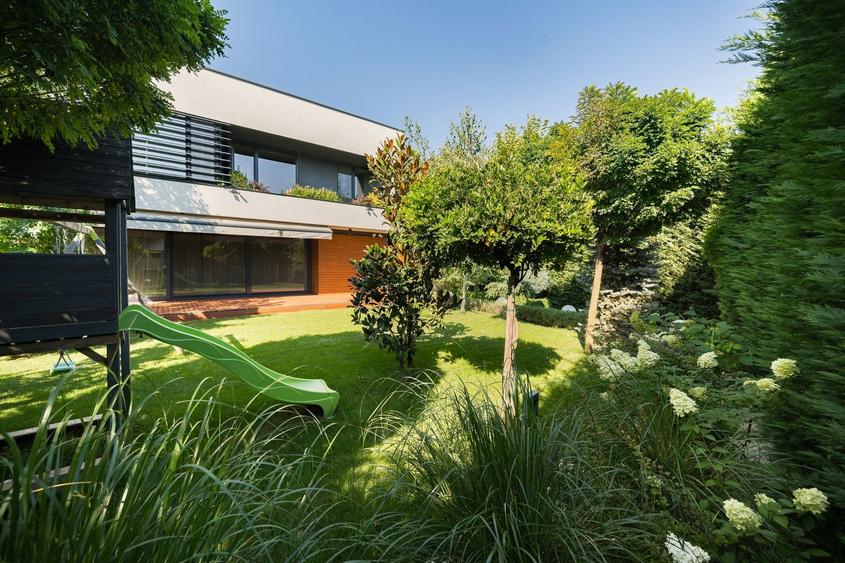 Vila cu 6 camere in Amber Gardens