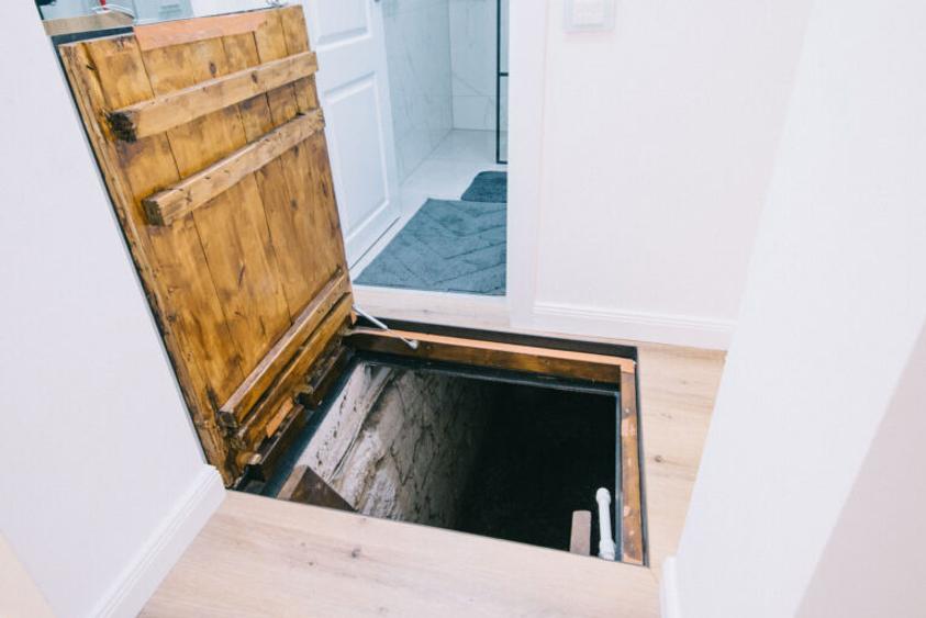 Casă renovată integral, 100 mp utili, curte 250 mp | Gruia - investitie