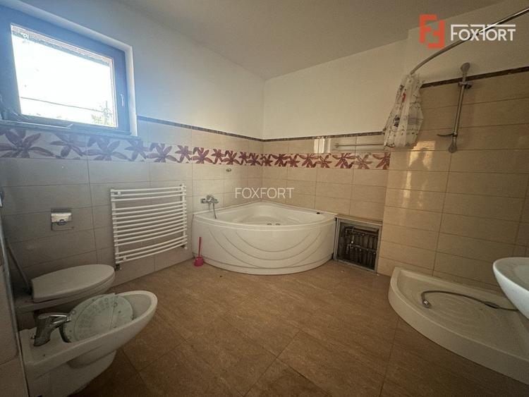 Casa individuala cu 10 camere si piscina, in Dumbravita - ID  C5624 - 10