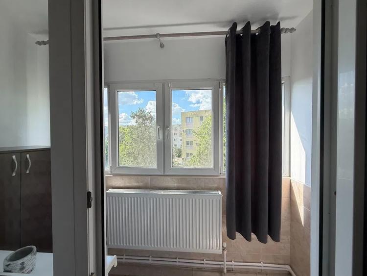 Apartment 2 camere, semidecomandat, 44 mp, centrala proprie, ac, parcare, Inel 2