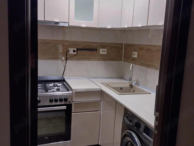 Vand apartament 3 camere, Craiova
