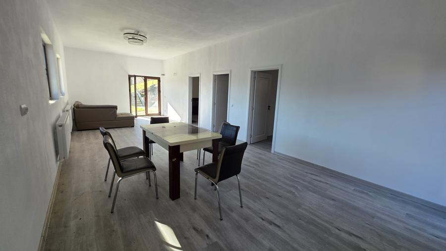 Casă nouă 108 mp cu teren 1.890 mp, zonă liniștită – Vălenii de Munte