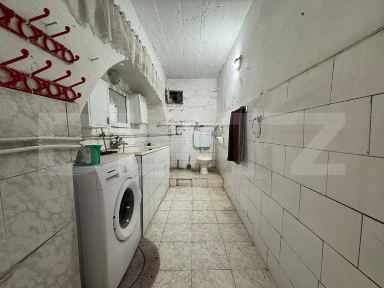 Casa cu 4 camere, 170mp si teren de 1488mp in MÂNERĂU