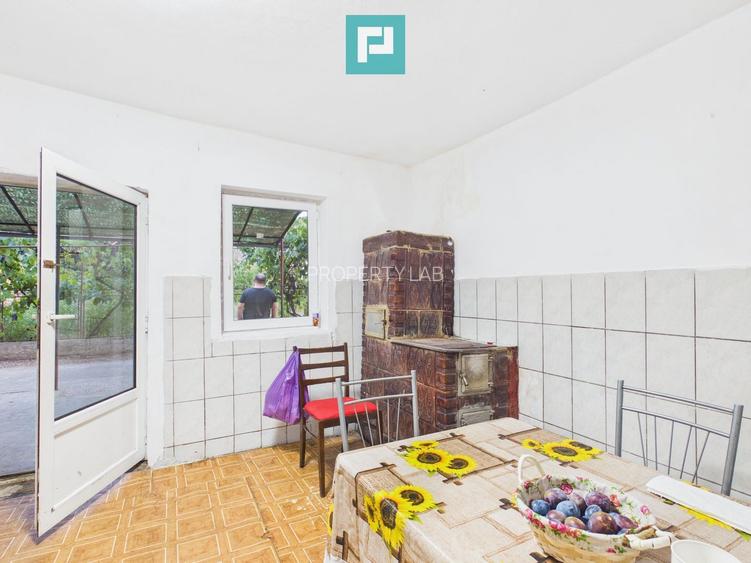 Casă  2 corpuri și 4 camere teren 1440 mp în Macea - 1