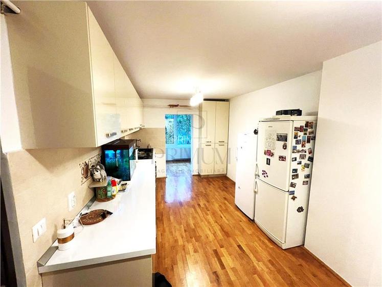 MIRCEA CEL BATRAN - 3 camere - 2 bai - debara - balcon - centrala proprie - BOXA - 2