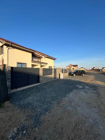 Duplex de vânzare Mosnita Veche