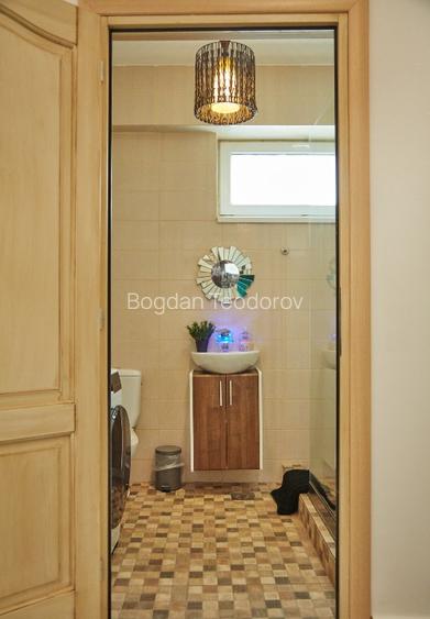 Studio Spatios 45 mp Utili Disponibil de la 1 Septembrie - 10