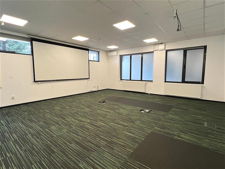 Birou ultramodern / Zona Centrala / Acces facil