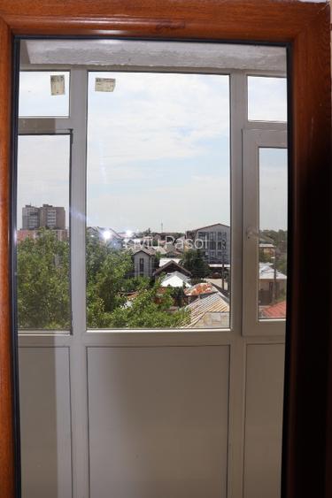 Apartament 3 camere intr-o zona linistita si insorita. Pret negociabil - 2