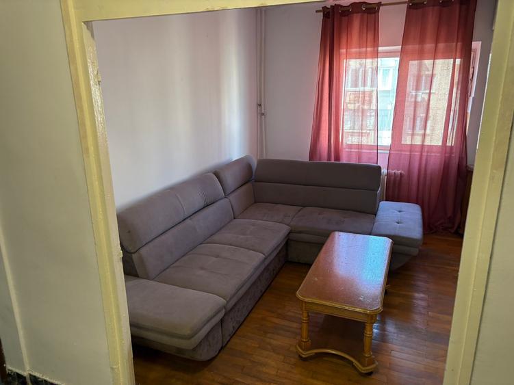 Apartament 4 camere, suprafata generoasa Biblioteca Nationala, Erasmus