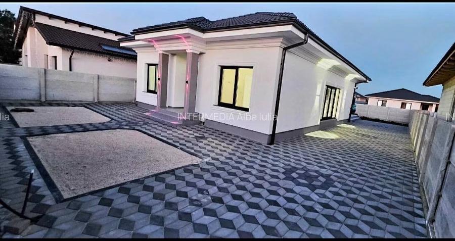 Casa moderna pe parter, 4 camere, 423 mp teren, confort si intimitate - 20