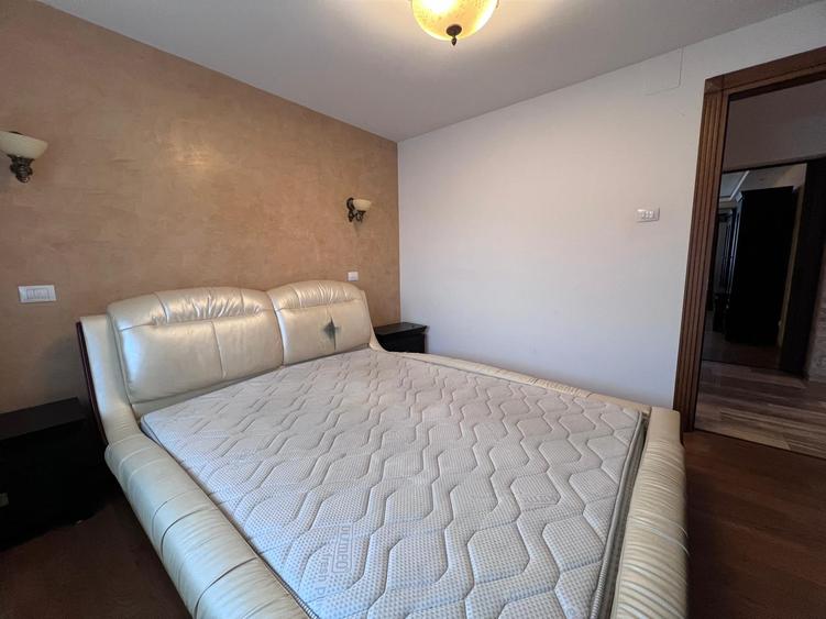 Apartament 2 camere,decomandat, zona Lido-Casa de pensii
