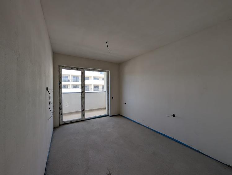 Apartament 45 mp, 2 camere, bloc cu lift, zona centrala EROILOR Floresti
