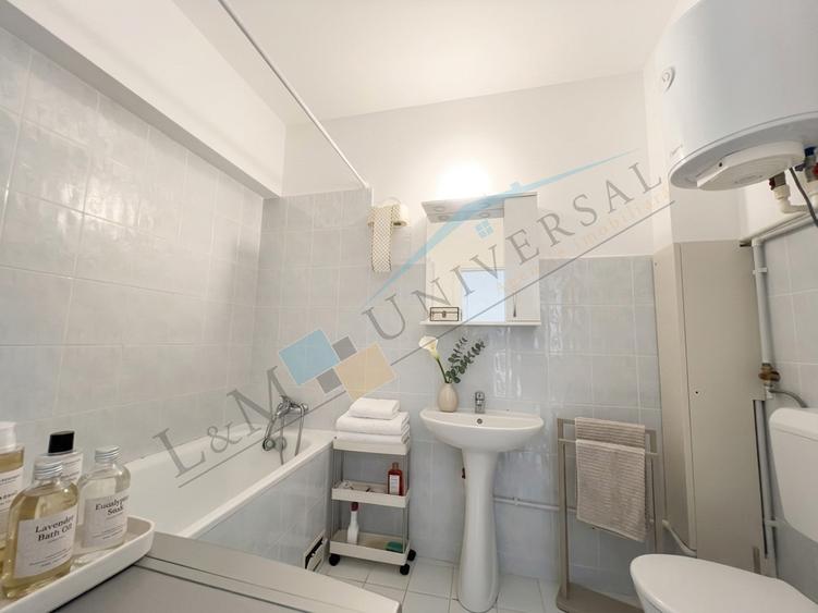Unirii-Zepter, Bloc 2001, GARSONIERA 53 mp, Bloc Monolit, Locatie Exceptionala