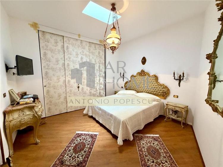 Casa 11 camere D+P,cu o arhitectura deosebita, ultracentral, Ploiesti. - 10