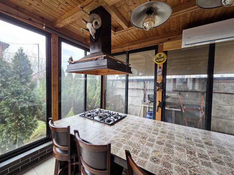 Casa Individuala Tunari Refugiu Rustic Terasa Inchisa Curte Garaj