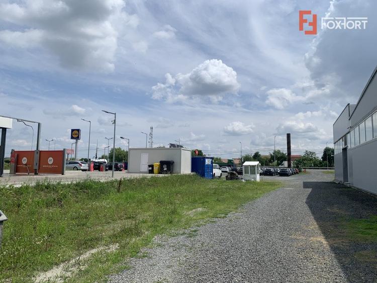 Teren de 712 mp de inchiriat cu acces auto la asfalt, calea Lugojului