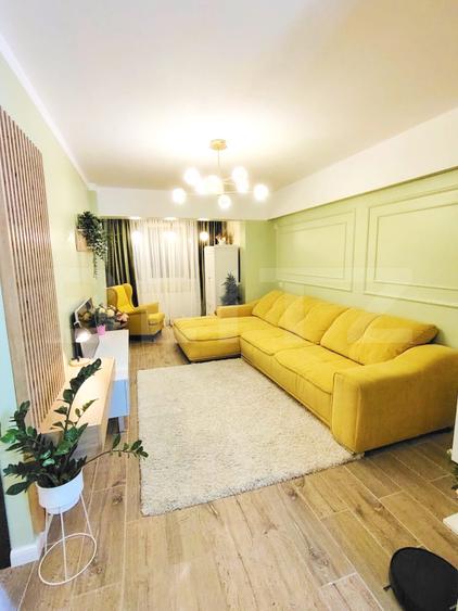 Apartament modern de vanzare, 2 camere zona Aleea Strugurilor + loc de parcare