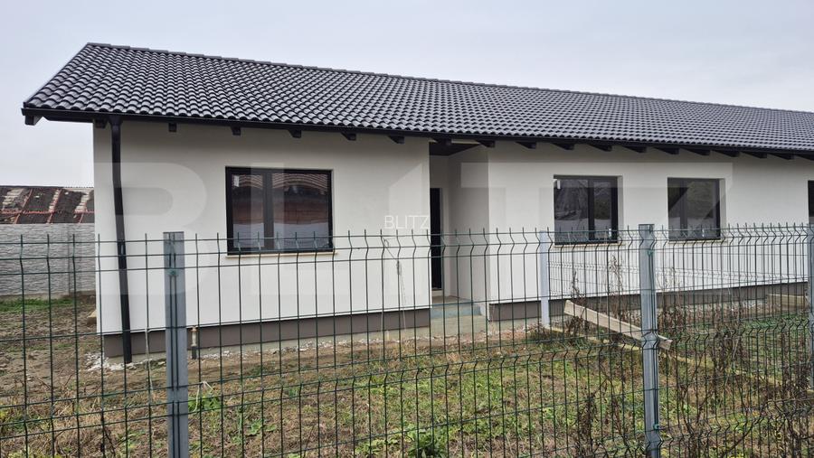 Casa cu 4 camere  semifinisata, 92 mp, teren 400 mp, in Vetis - 4