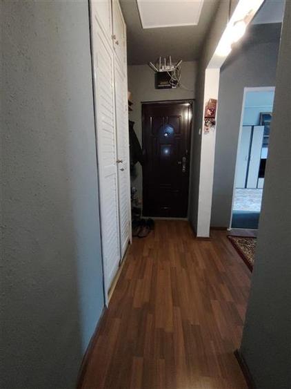 Apartament cu 2 camere (Gheorgheni, Cart. Florilor, 50 C)