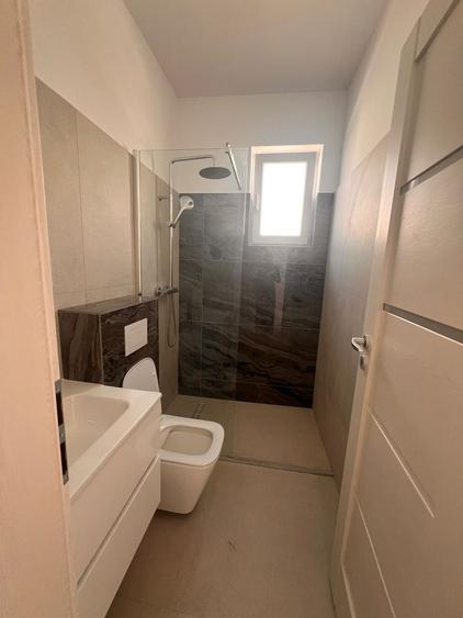 Comision 0%. Duplex spatios 120 mp. Panouri solare.  380 mp teren.  La cheie.