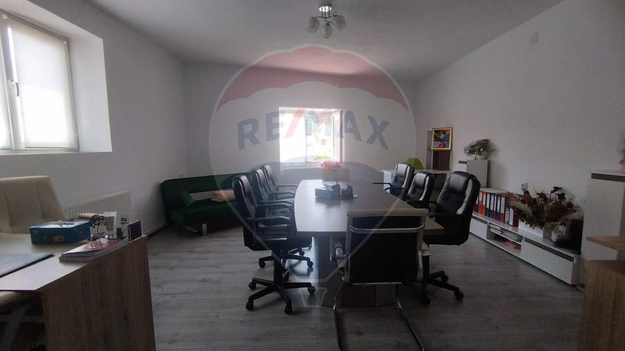 Casă cu potențial rezidențial sau comercial, reamenajată, Comision 0%
