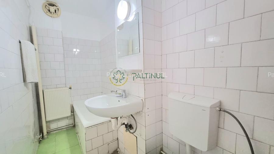 Apartament de inchiriat 3 camere cu balcon si 2 bai Valea Aurie - 6