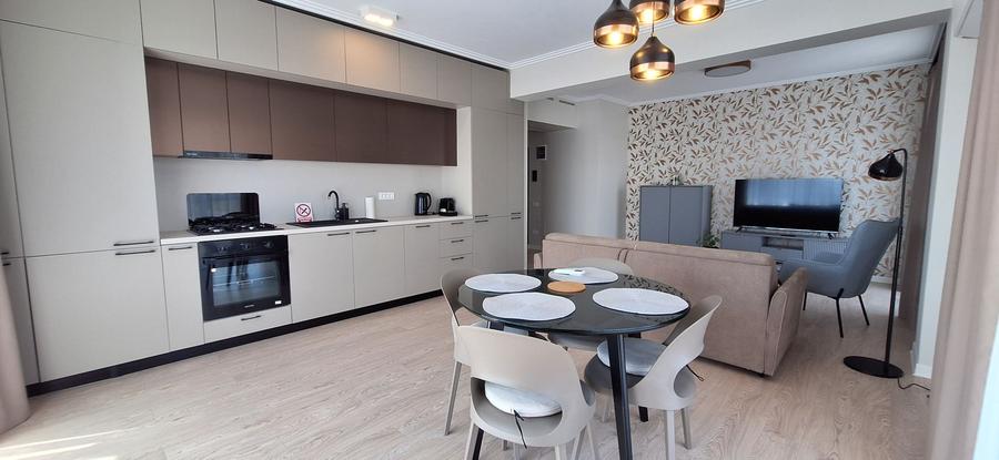 Apartament mobilat si utilat cu 2 locuri de parcare