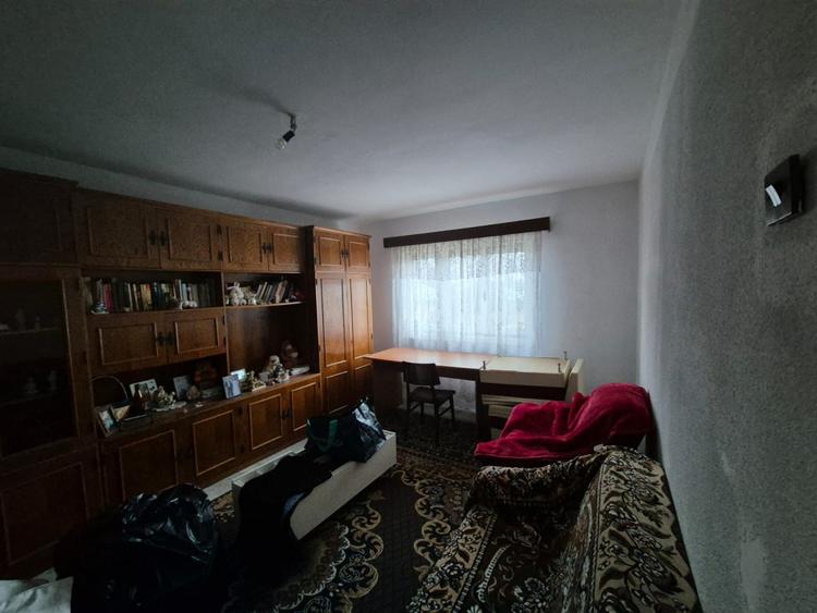 Casa-vila de vanzare in Alexandria teren 1050 mp pretabil comercial