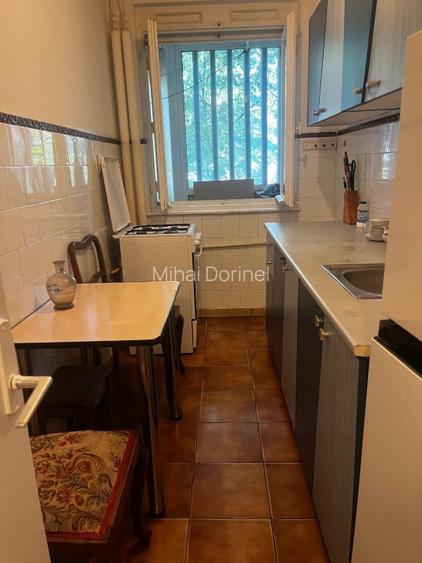 Vând apartament în sector 3 - 3