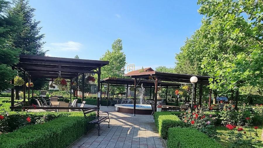 Complex turistic de vanzare – afacere functionala in zona de Sud