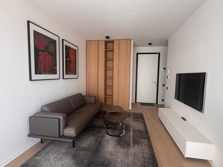 Apartament 2 camere, complet mobilat cu piese de designer —  One Lake Club