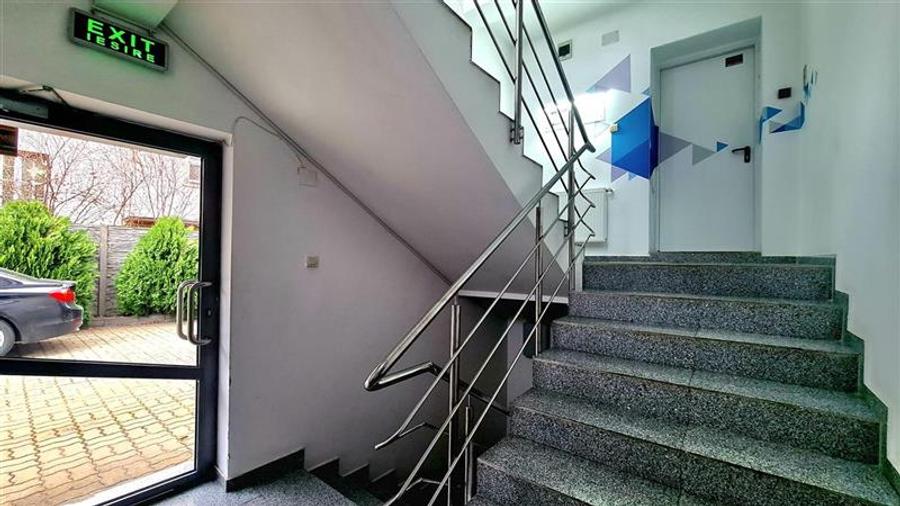 Birouri de inchiriat Central, cladire noua cu parcare privata