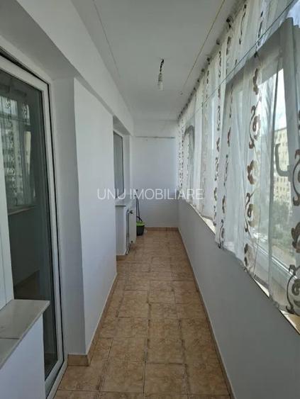 Apartament cu 2 camere - zona Alexandru cel Bun - Piata Voievozilor - 2