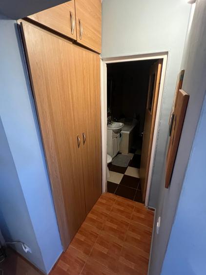 Titan : Apartament cu 2 camere, la 3 minute de metrou Titan si parcul IOR !