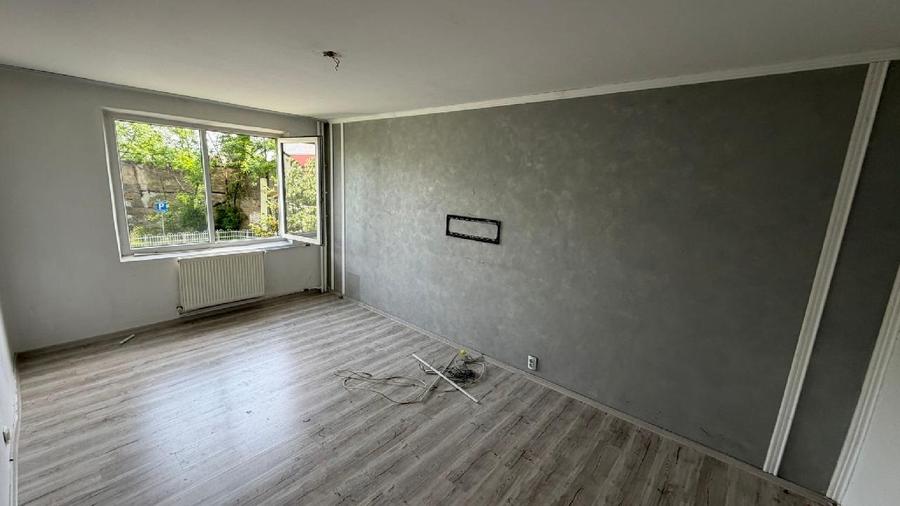 OCAZIE --- Apartament 3 camere  67.6 mp, Rahova - Parc Pecineaga